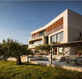 6 Bedroom Villa with Heated Infinity Pool and Sea Views in Orašac, Dubrovnik Riviera, sleeps 10-12